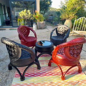 Meubles et panier pour chien et chat recyclés